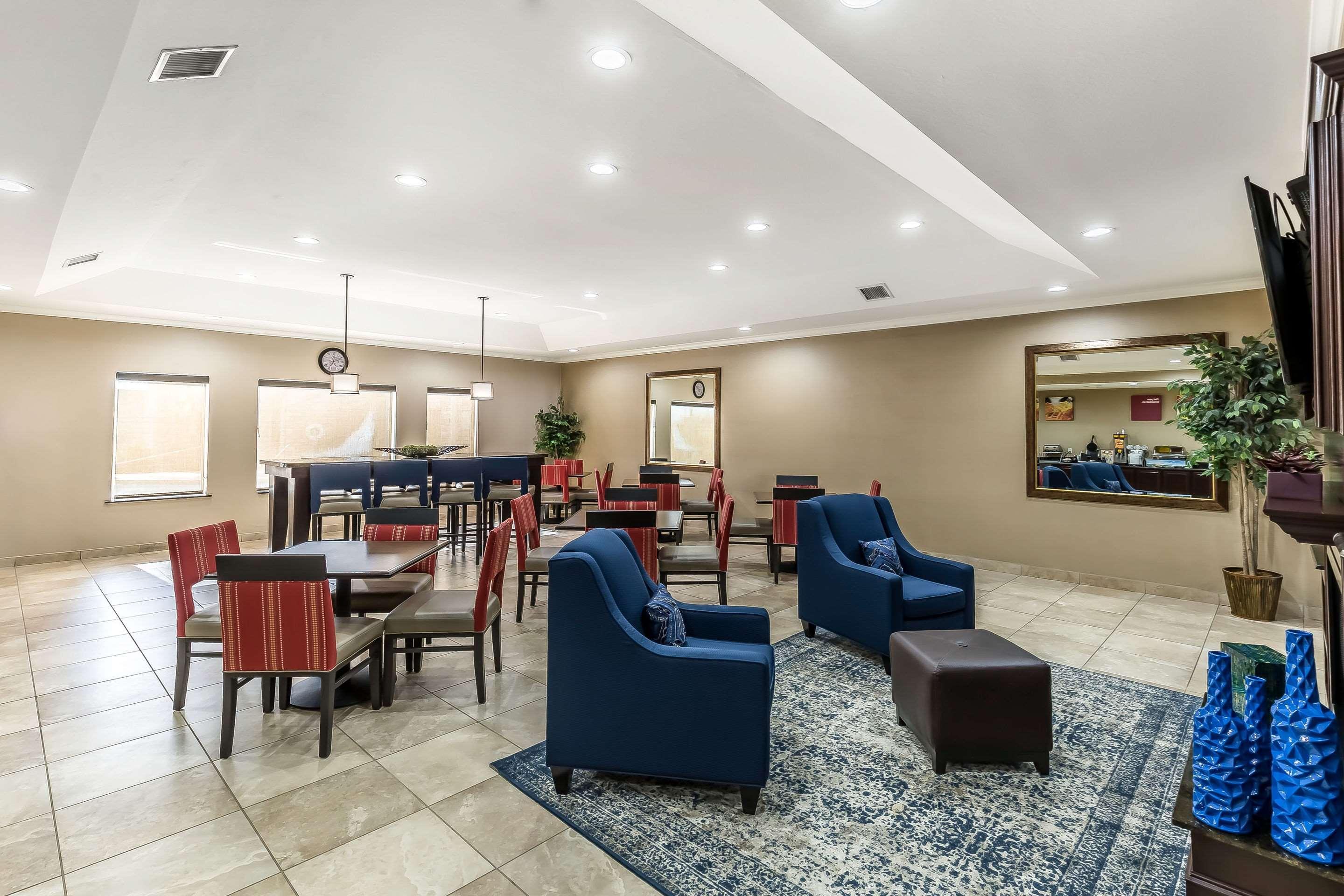 Comfort Suites Houston Iah Airport - Beltway 8 Exterior foto